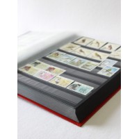 Альбом для марок "BASIC" 30 листов (60 страниц) чёрные листы. Leuchtturm, красный