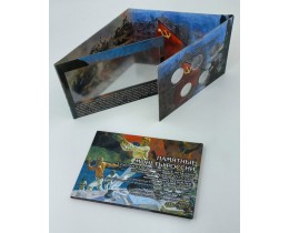 Альбом-коррекс для пяти памятных 5-рублевых монет и банкноты 100 рублей 2015 года, посвященных Крыму и Севастополю.